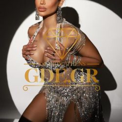 HOLLY-EXOTIC-CURVY-LATIN-GDE-MODEL-IN-ATHENS-5