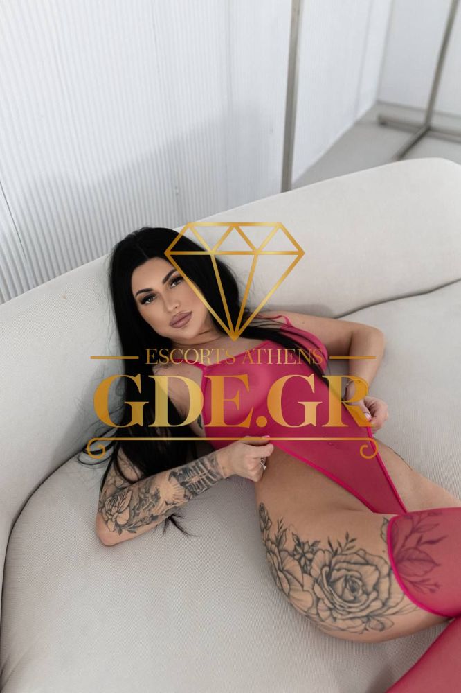 SEXY-HOT-UKRAINIAN-ESCORT-IN-ATHENS-JENIFFER-2