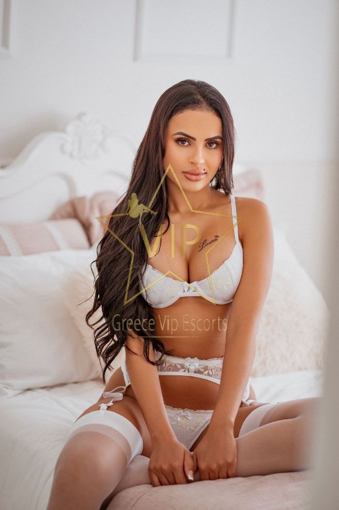 ESCORT-ATHENS-MELISSA-SEXY-BRUNNETE-ESCORTS-ATHENS-6