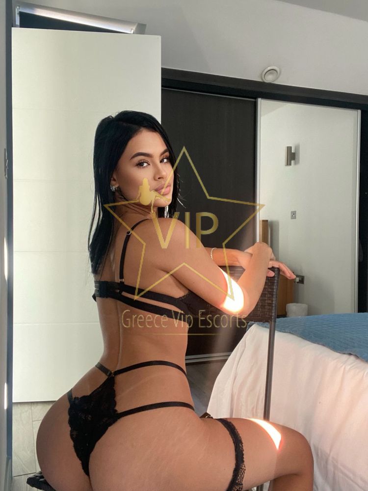 ESCORT-ATHENS-CORINA-SEXY-GREECE-ESCORTS-3