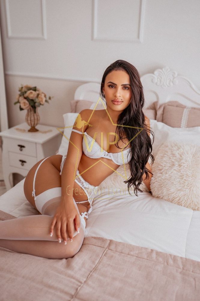 ESCORT-ATHENS-MELISSA-SEXY-BRUNNETE-ESCORTS-ATHENS-5