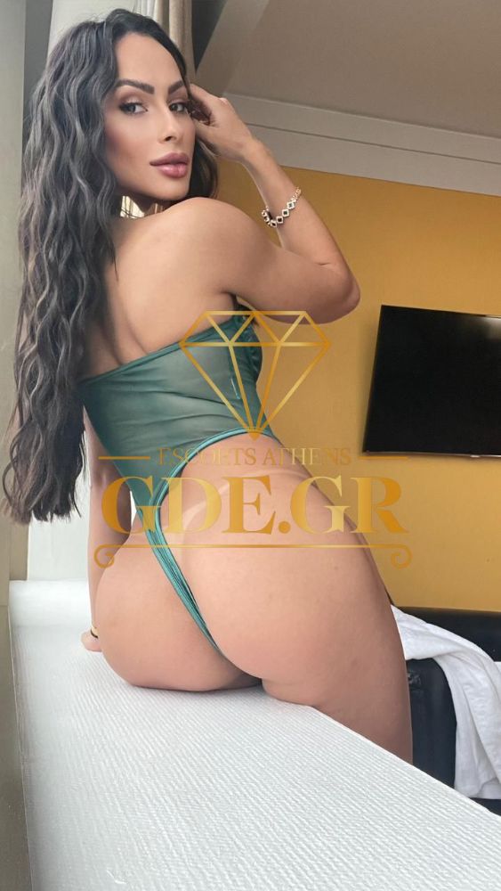 MIRELLA-ULTRA-SENSUAL-BRUNETTE-PETITE-LATIN-GDE-MODEL-1