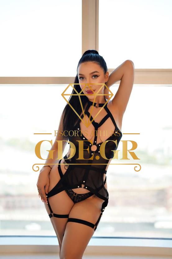 HOT-UKRANIAN-ESCORT-IN-ATHENS-SCARLET-5 (1)