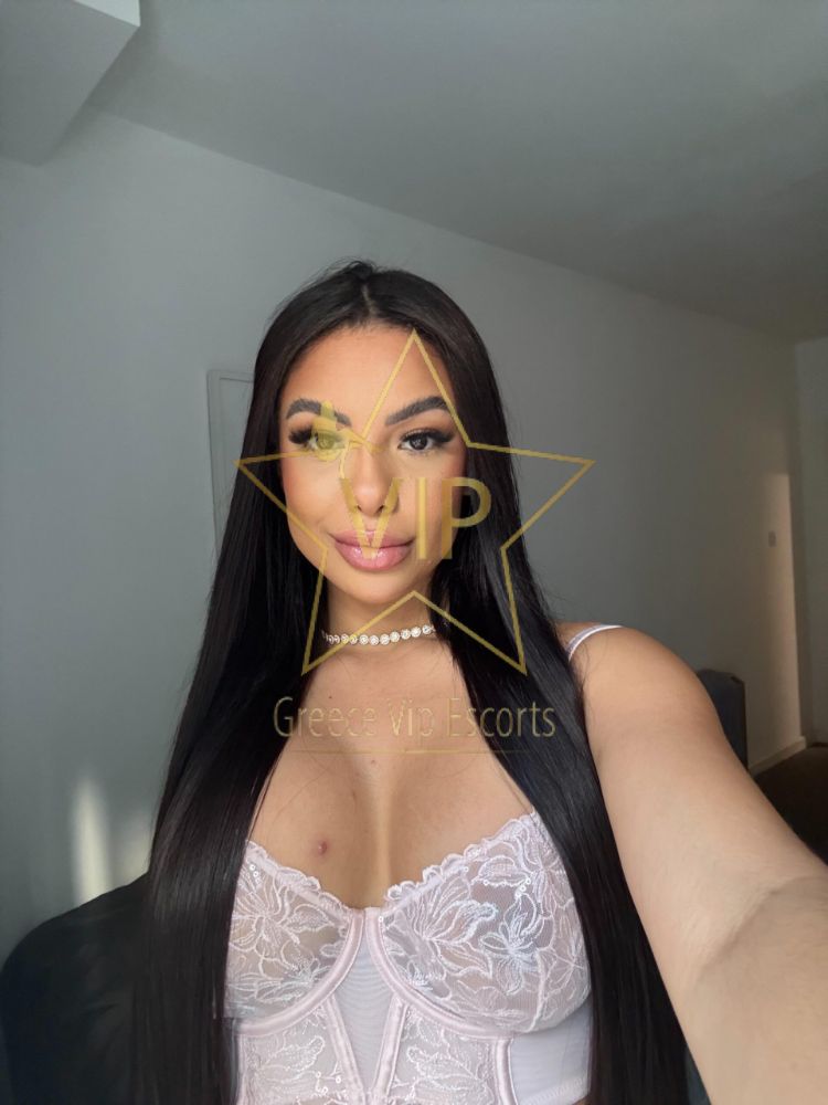 ESCORT-ATHENS-JULIA-SEXY-ESCORTS-GREECE-VIP-2-scaled