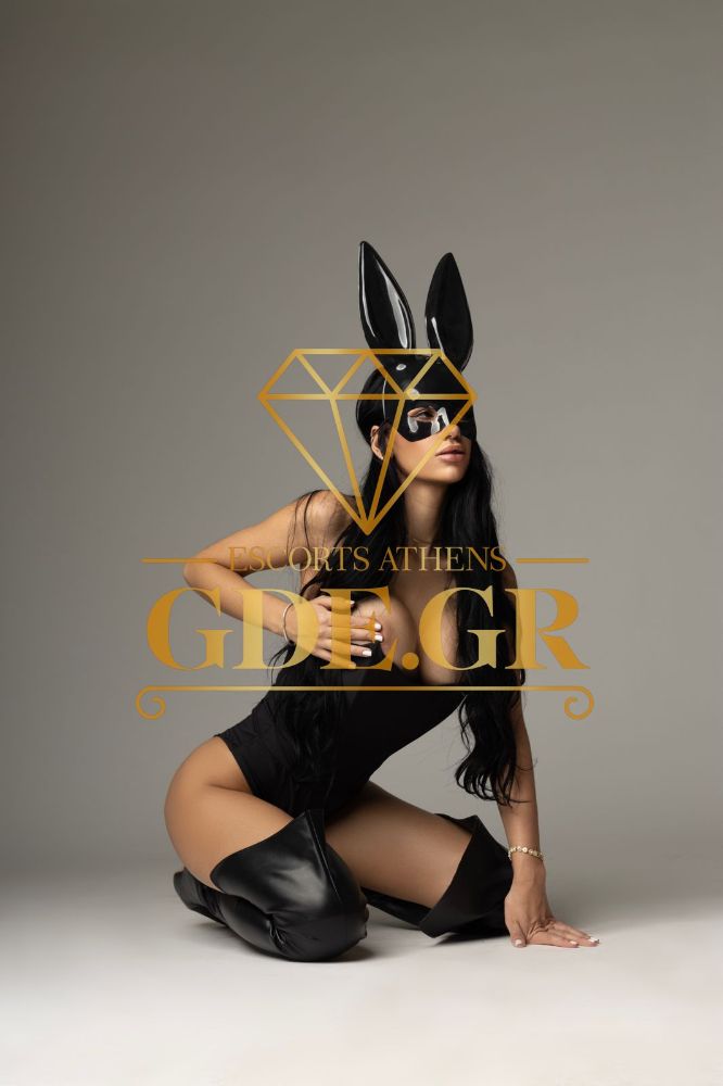 HELENA-EXOTIC-SLIM-LATIN-GDE-MODEL-IN-ATHENS-11
