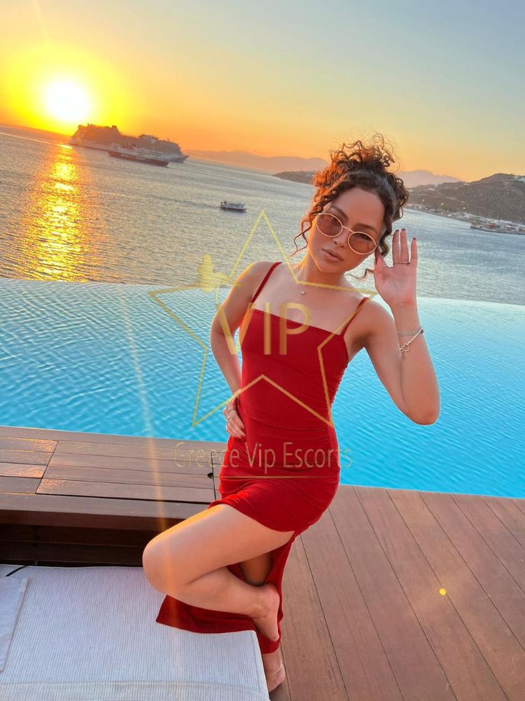 ESCORT-ATHENS-ANA-SEXY-SKINNY-GIRL-PETITE-4