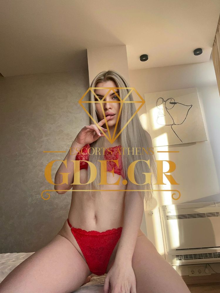 SEXY-TEEN-UKRAINIAN-VIZITA-IN-ATHENS-ESCORT-AMELY-2