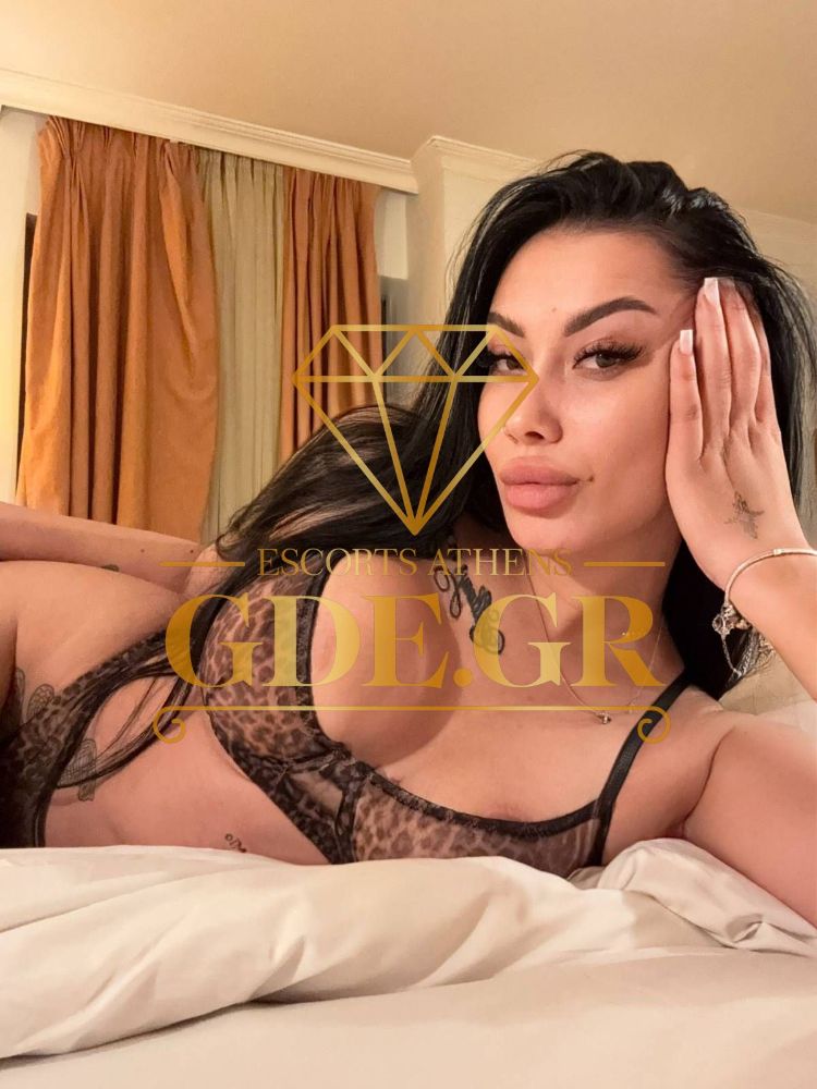 ARYA-STUNNING-BRUNETTE-MOLDOVIAN-GDE-MODEL-IN-ATHENS-2