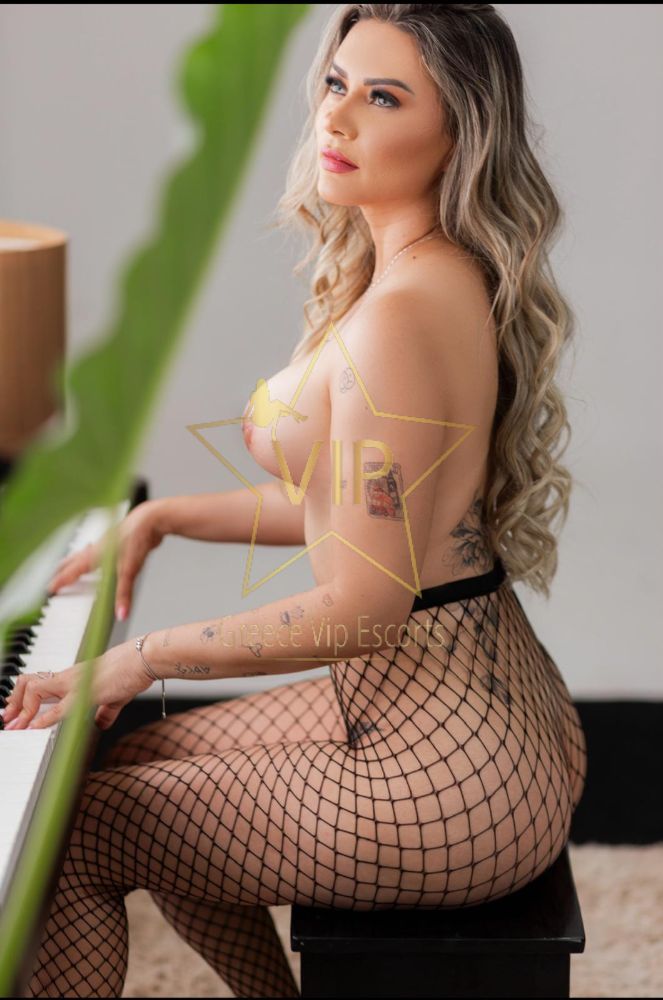 ESCORT-ATHENS-BIANCA-SENSUAL-WOMAN-VIP-ESCORTS-5