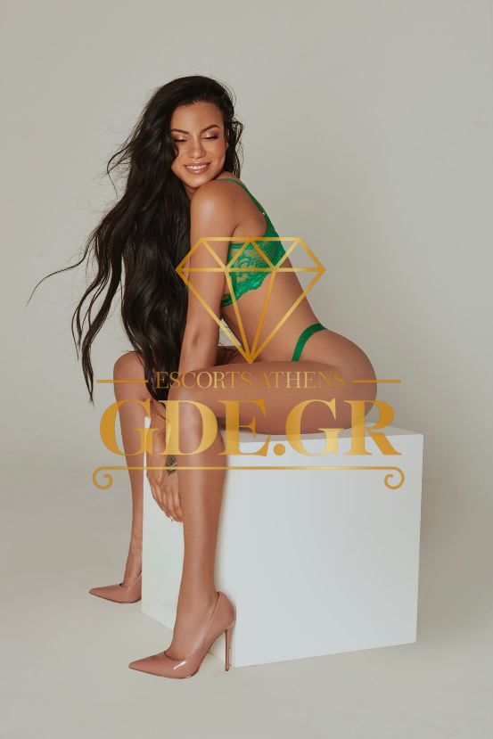 SENSUAL-SEXY-MODEL-LATIN-ESCORT-IN-ATHENS-MARCELA-3