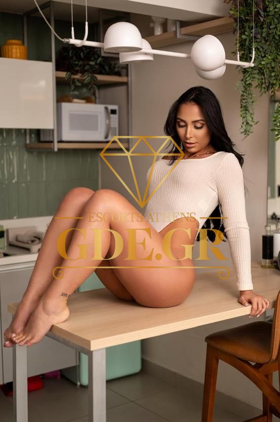 SENSUAL-EROTIC-LATIN-MODEL-ESCORT-IN-ATHENS-GABRIELA-4