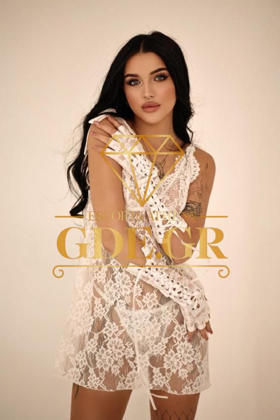 SENSUAL-EROTIC-SEXY-MODEL-ESCORT-IN-ATHENS-AMINA-7