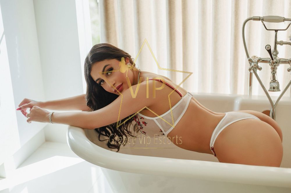 ESCORT-ATHENS-ANA-SEXY-BRUNETTE-GIRL-LATIN-SEX-3