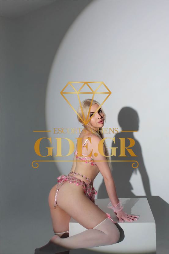 SENSUAL-EROTIC-BLONDE-PETITE-ESCORT-IN-ATHENS-AMELY-9