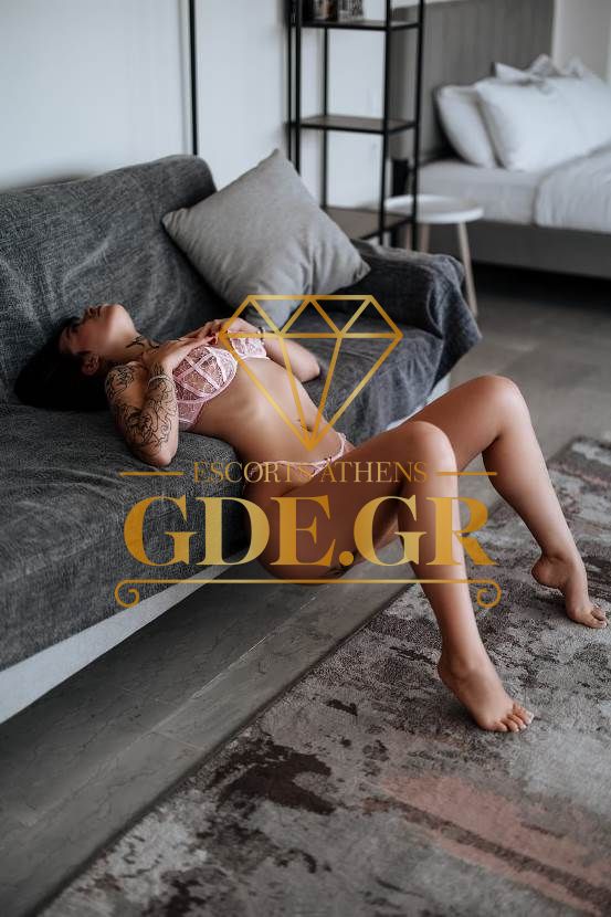 SENSUAL-EROTIC-SKINNY-HOT-ESCORT-IN-ATHENS-EMANUELLA-4