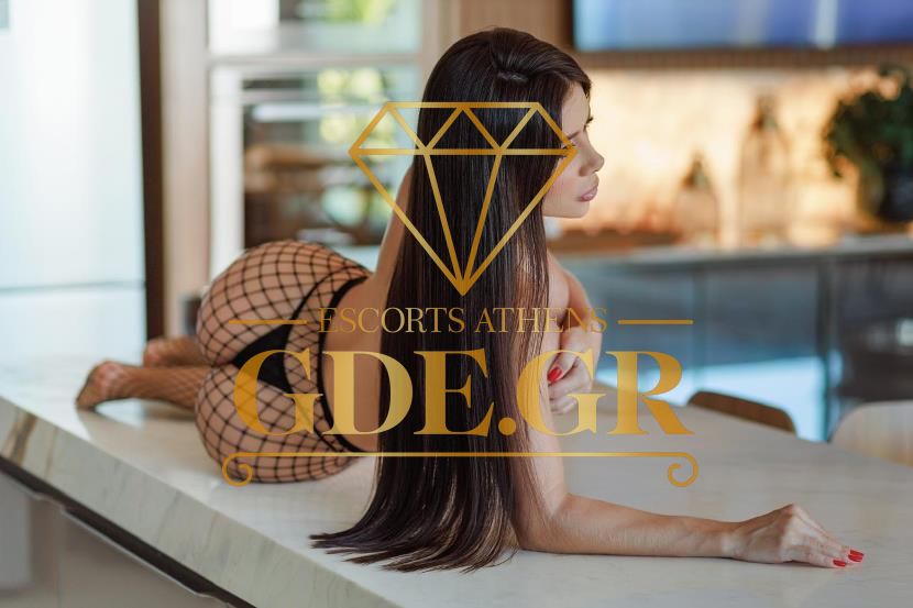 SENSUAL-EROTIC-LATIN-MODEL-ESCORT-IN-ATHENS-BIANCA-3