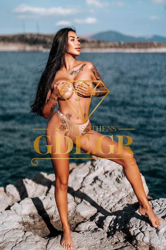 SENSUAL-EROTIC-SKINNY-BRUNETTE-ESCORT-IN-ATHENS-ARYA-4