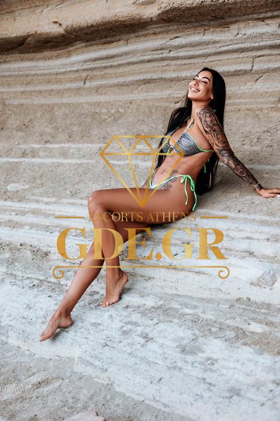 SENSUAL-EROTIC-SKINNY-BRUNETTE-ESCORT-IN-ATHENS-ARYA-2