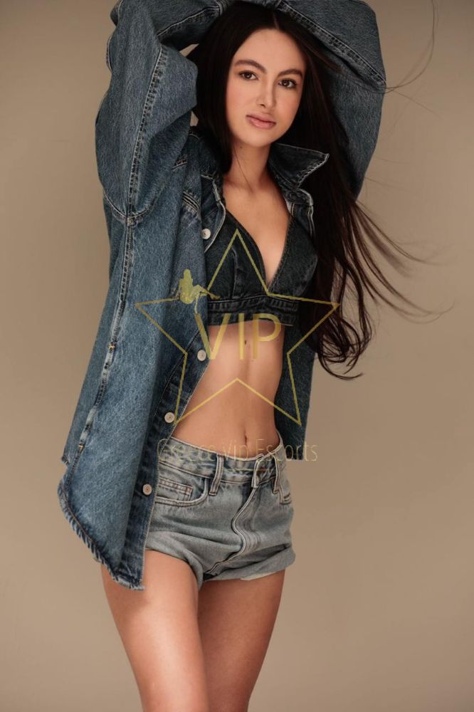 ESCORTS-IN-ATHENS-ESCORT-BIANCA-SEXY-THIN-GIRL-5