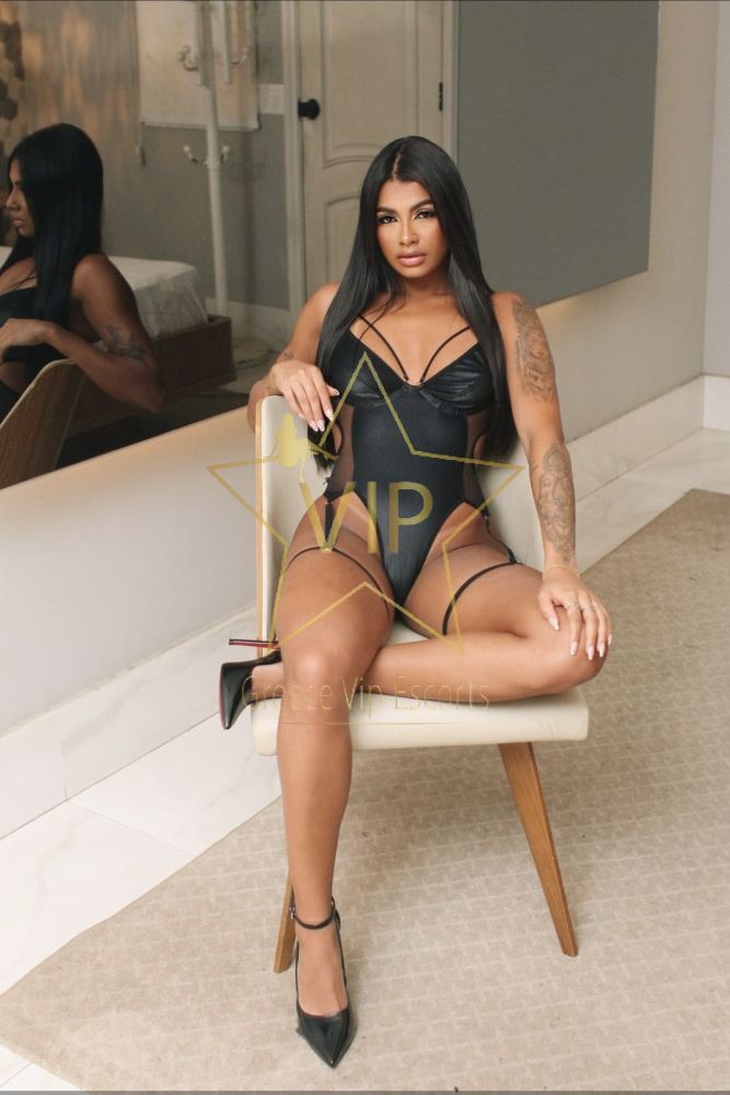 Escort-Athens-Cloe-Vip-Escorts-Athens-Glamour-Escorts-Athens-Escorts-Stars-Sex-Athens