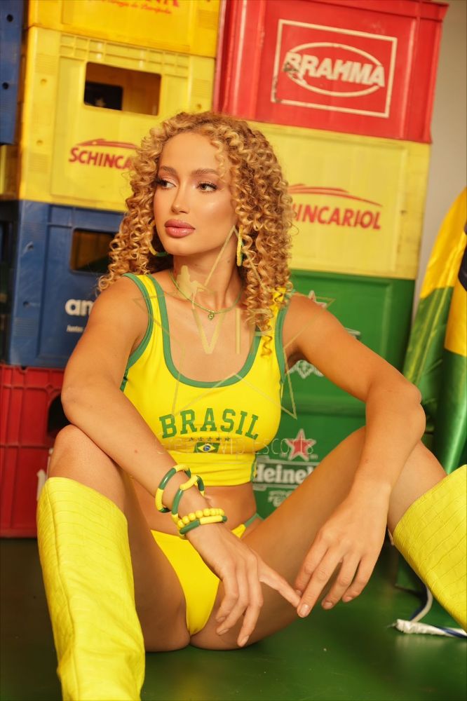 Escort-Athens-Helena-Stars-Escorts-Athens-Greece-Escorts-Athens-Vip-Escorts-Glamour-Escorts-Athens-1-1