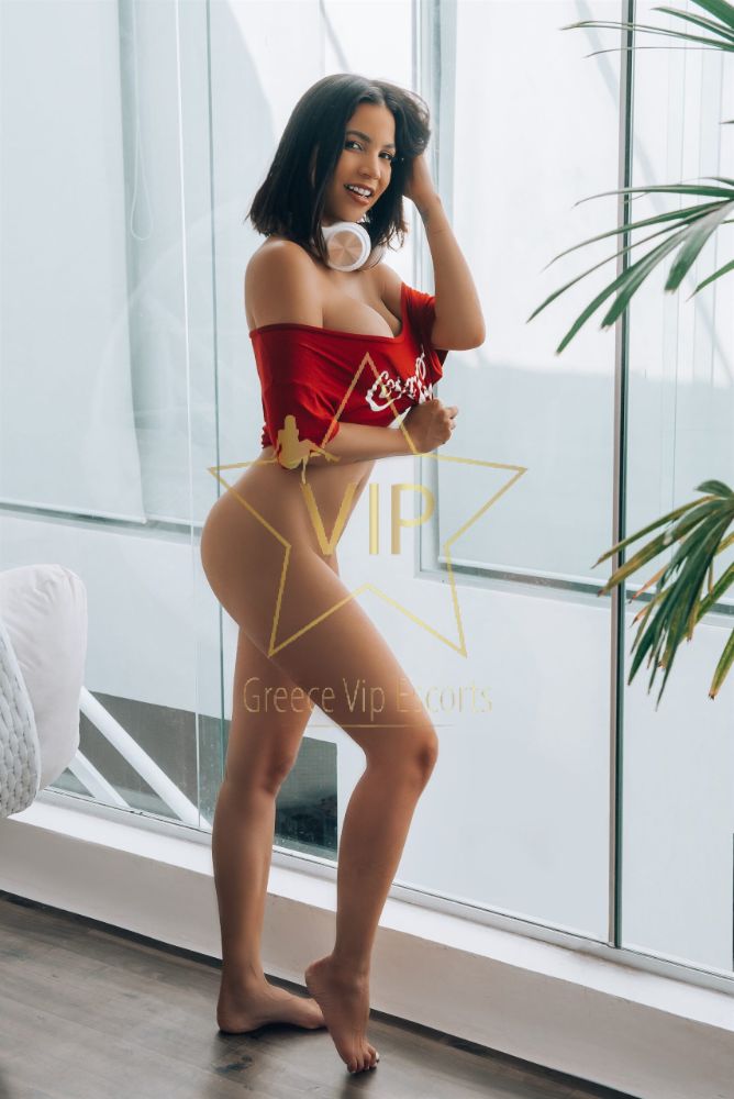 Escort-Athens-Yasmin-Vip-Escorts-Athens-Glamour-Escorts-Athens-Escorts-Stars-Sex-Athens-9-scaled
