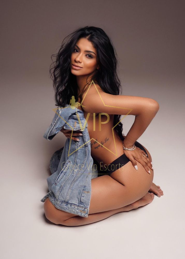 Escort-Athens-Emma-Escorts-Greece-Escorts-Athens-Stars-Athens-Girls-Escorts-Vip-Escorts-Athens-Incall-Athens-6